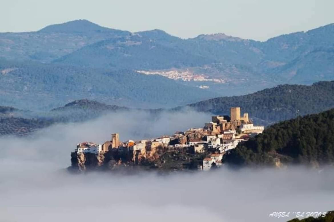 Casa Rural Torremontero Apartamentos Hornos Eksteriør bilde